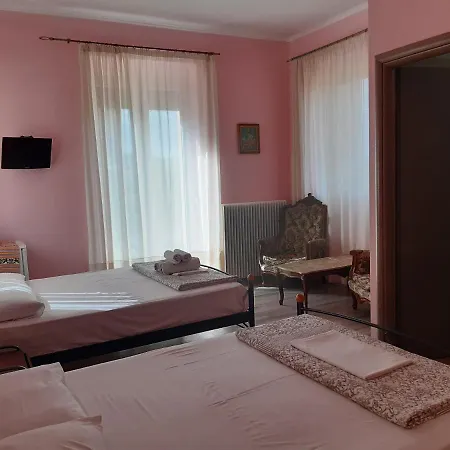 Guest house Christina Mystras