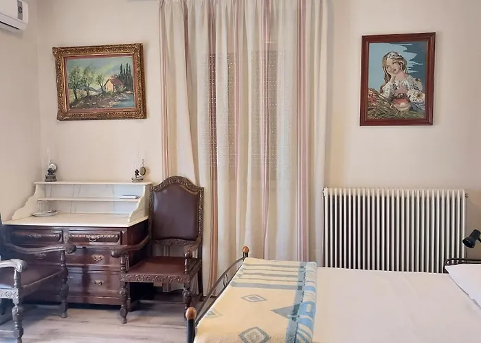 Christina ゲストハウス 3*